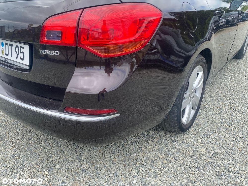 Opel Astra 1.4 Turbo Color Edition - 12