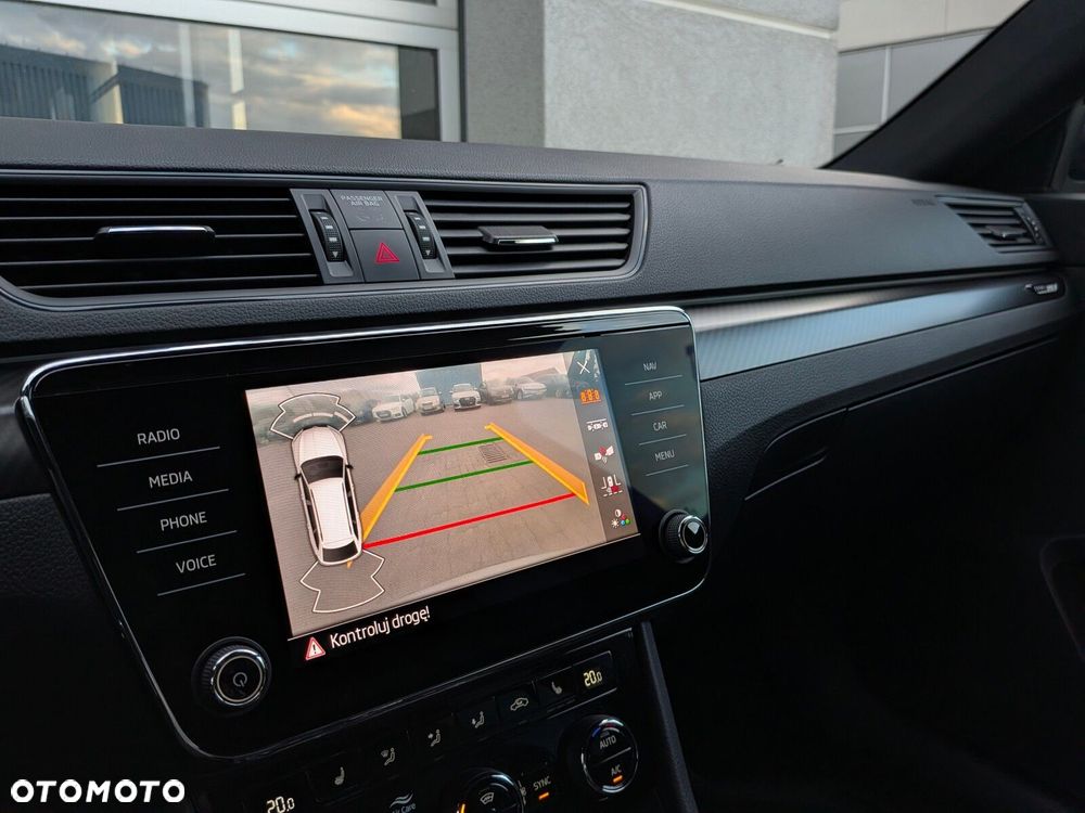 Skoda Superb 2.0 TSI 4x4 Sportline DSG - 27