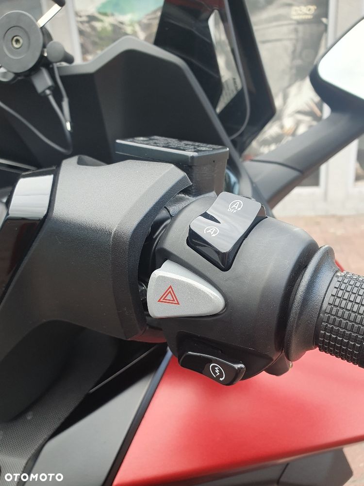Honda NSS - 19