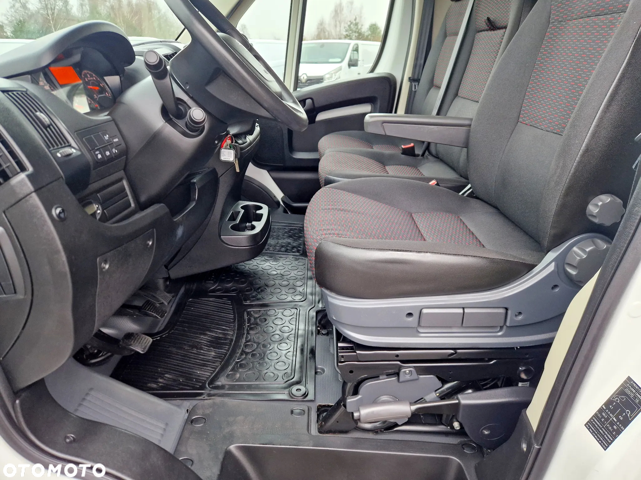 Peugeot BOXER 2,2 HDI 165 KONNY KONTENER 4,2M KLIMA WEBASTO KAMERA 107T/KM PRZEBIEGU GWARANCJA - 11