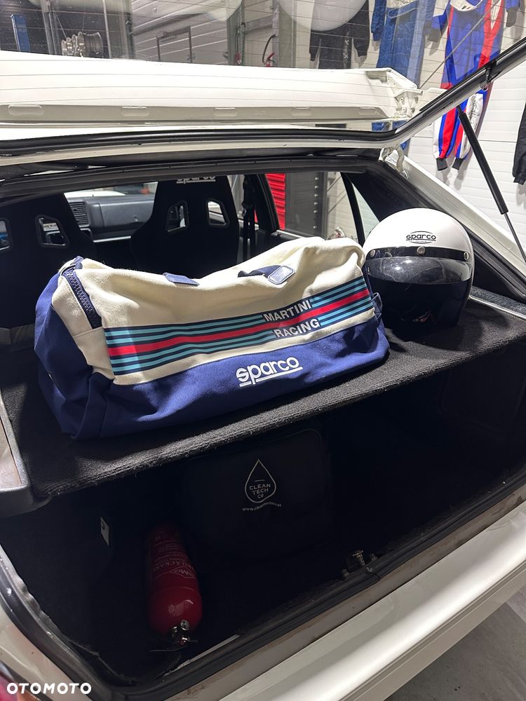 Lancia Delta - 16