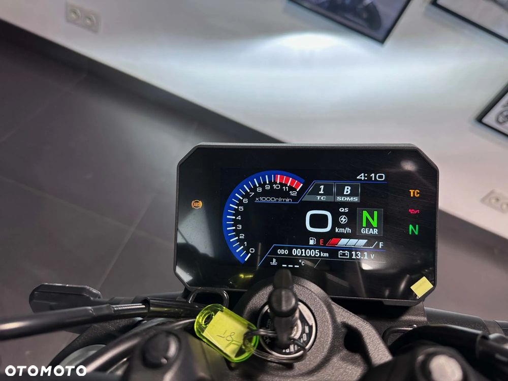 Suzuki GSX - 10
