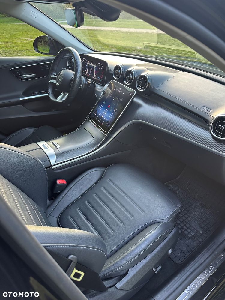 Mercedes-Benz Klasa C 220 d 4Matic 9G-TRONIC AMG Line - 22