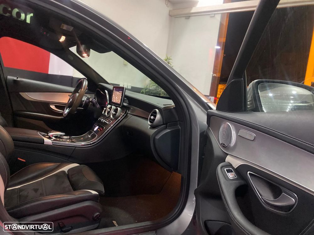 Mercedes-Benz C 63 AMG S - 24