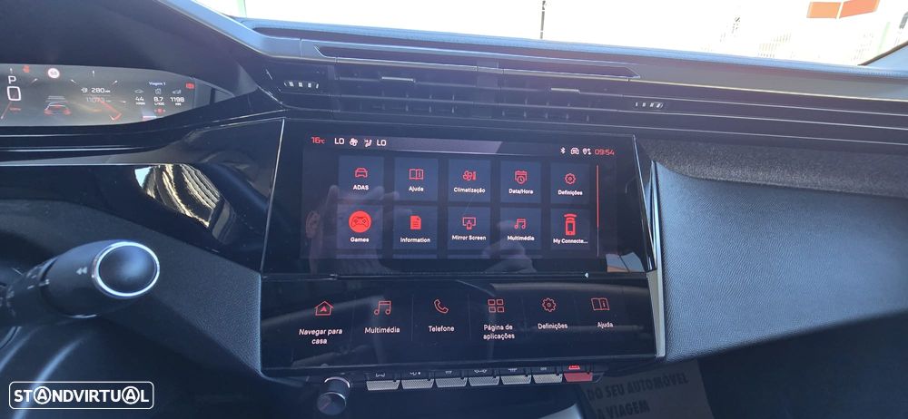 Peugeot 408 1.2 PureTech Allure Pack EAT8 - 41
