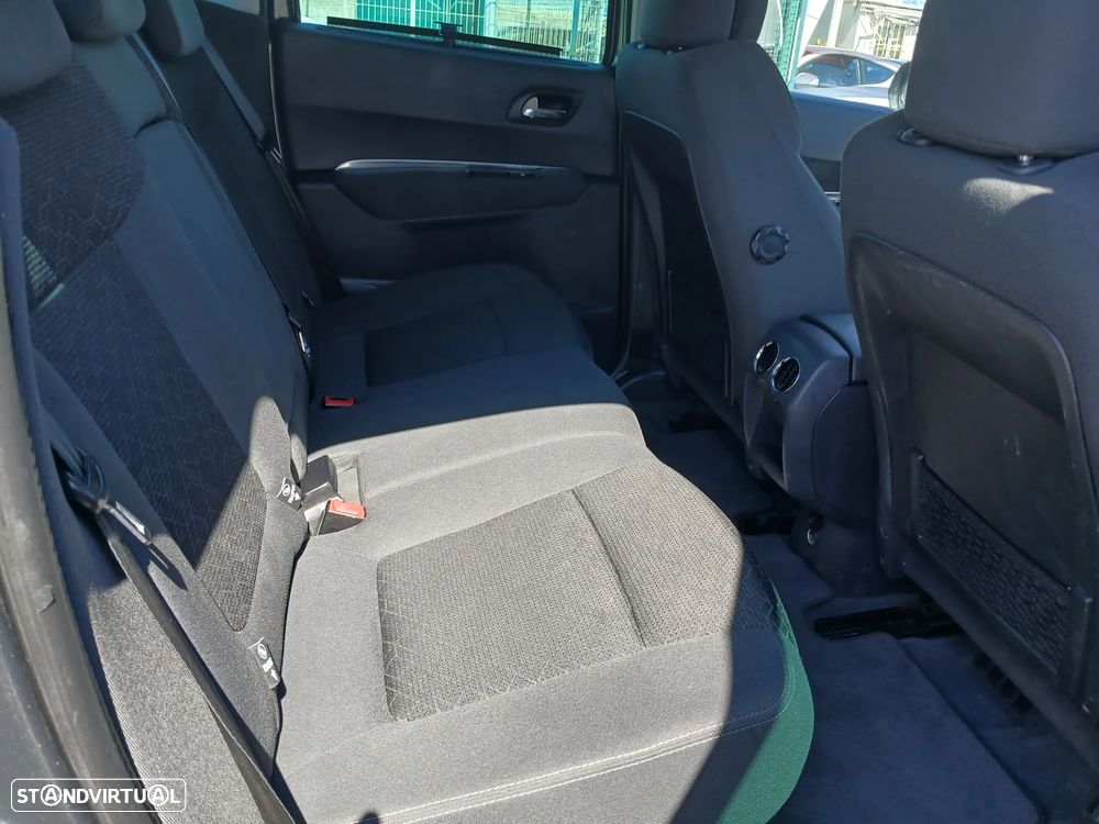 Peugeot 3008 1.6 BlueHDi Style - 17