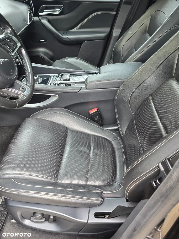 Jaguar F-Pace 2.0 i4D AWD R-Sport - 19
