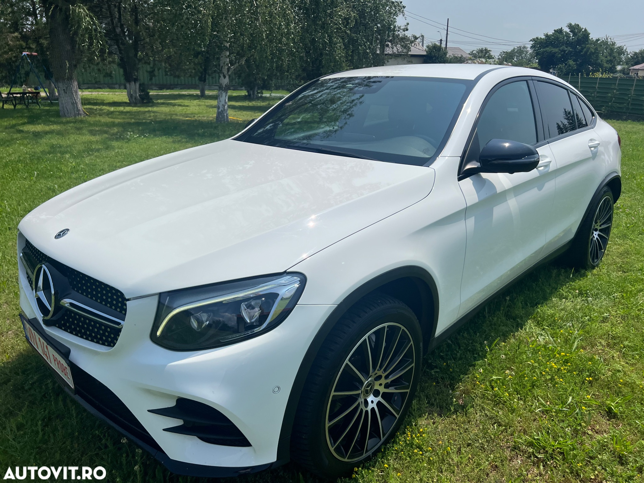 Mercedes-Benz GLC Coupe 250 d 4Matic 9G-TRONIC AMG Line - 2