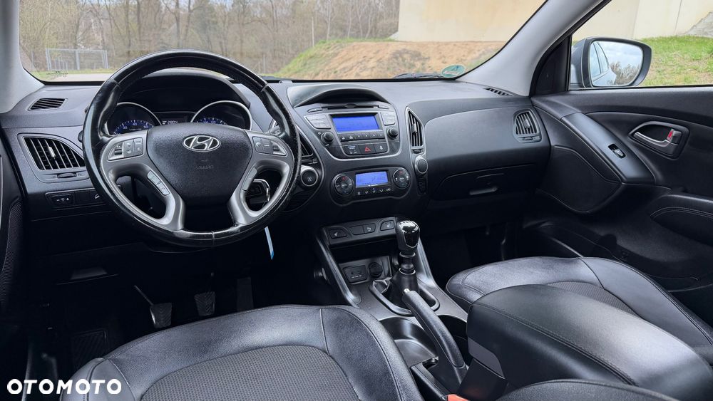 Hyundai ix35 1.6 2WD Fifa World Cup Edition - 19