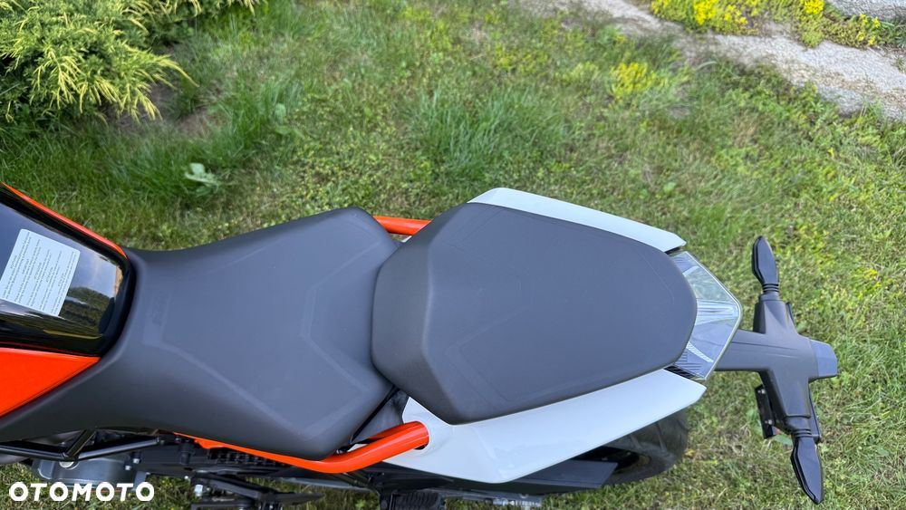 KTM Duke - 12