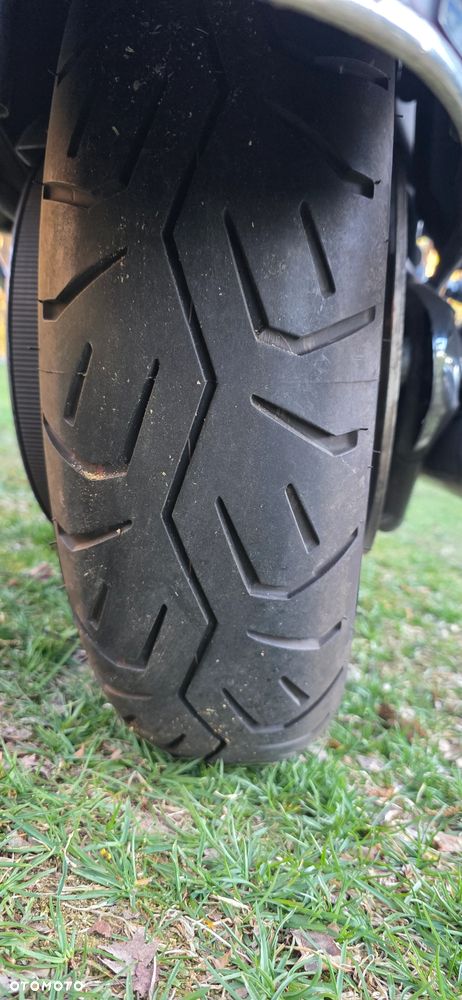 Yamaha Road Star - 16