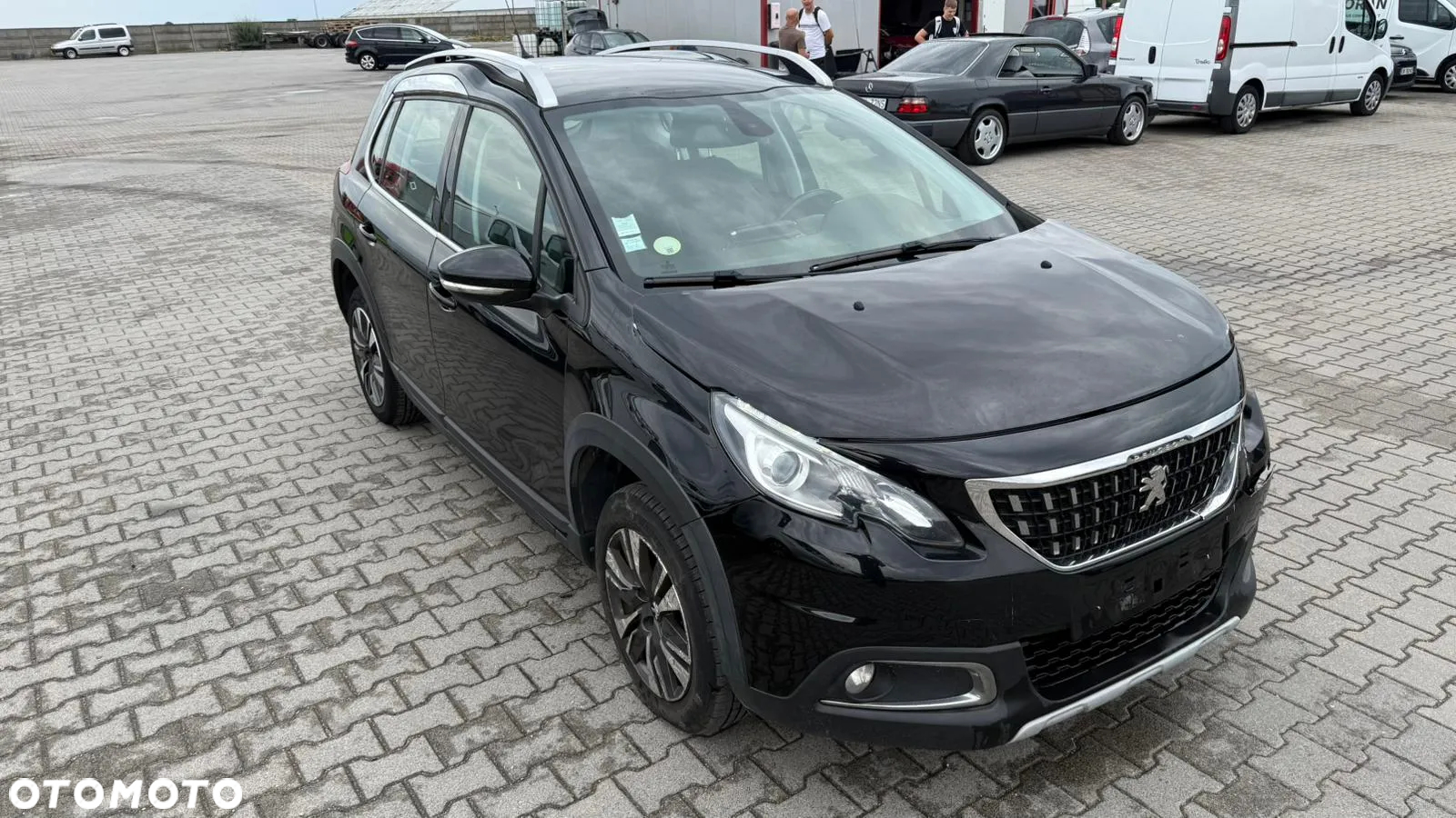 Peugeot 2008 1.6 BlueHDi Allure - 2