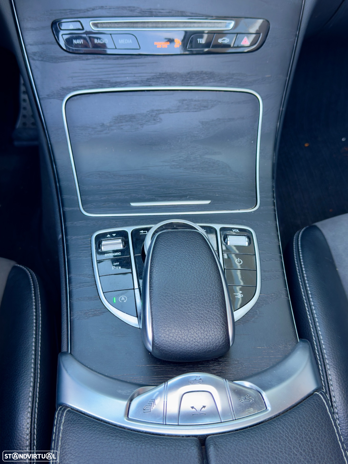 Mercedes-Benz C 180 Coupe 7G-TRONIC AMG Line - 23