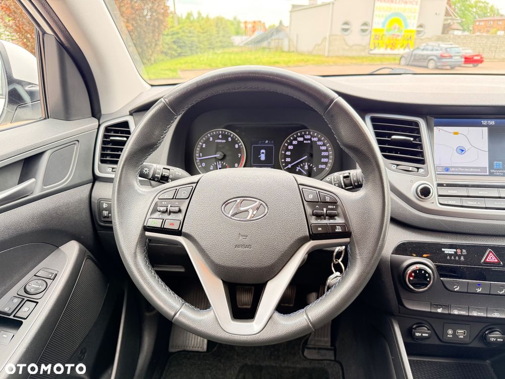 Hyundai Tucson blue 1.6 GDi 2WD Navi - 17