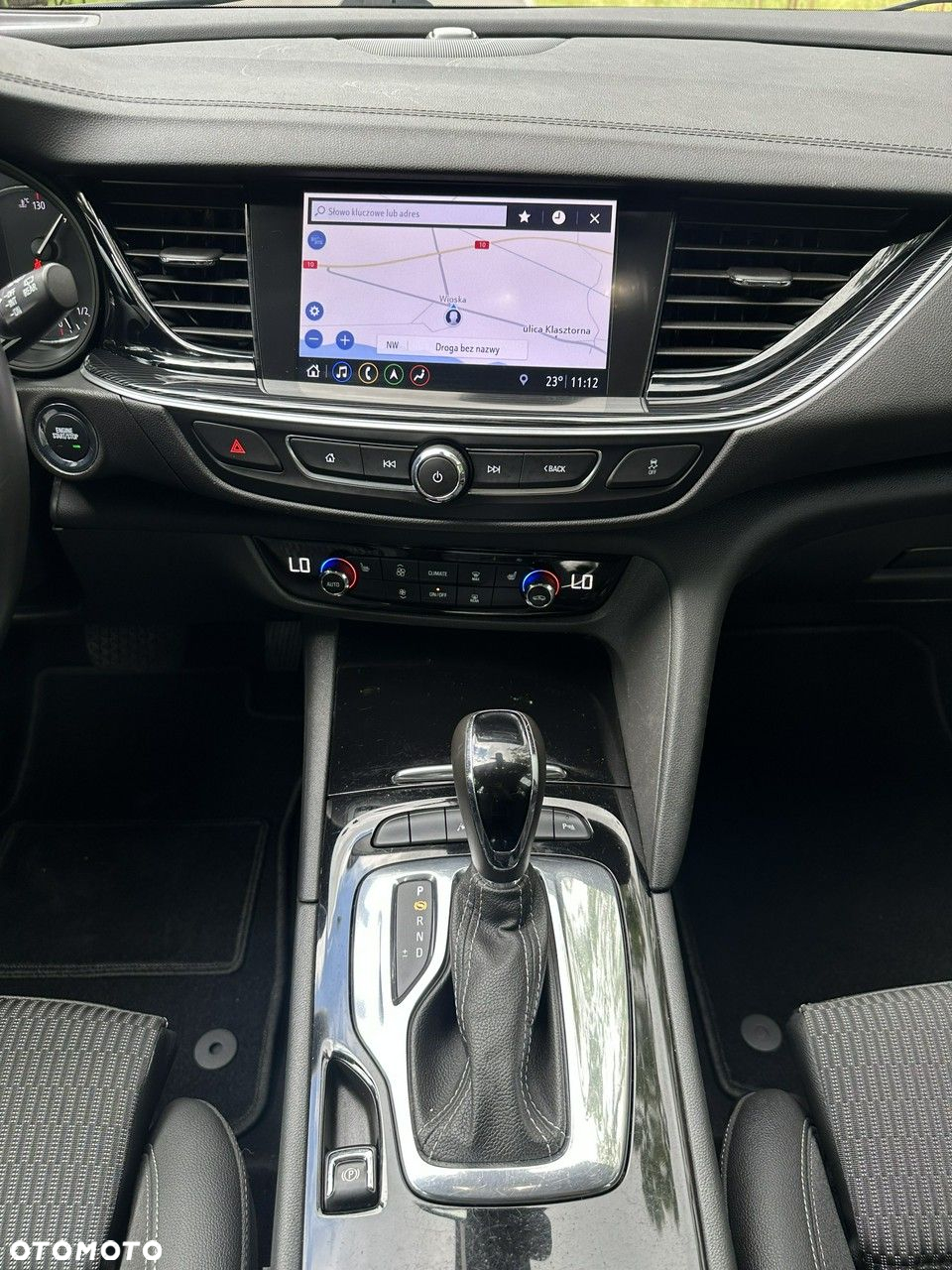 Opel Insignia - 37
