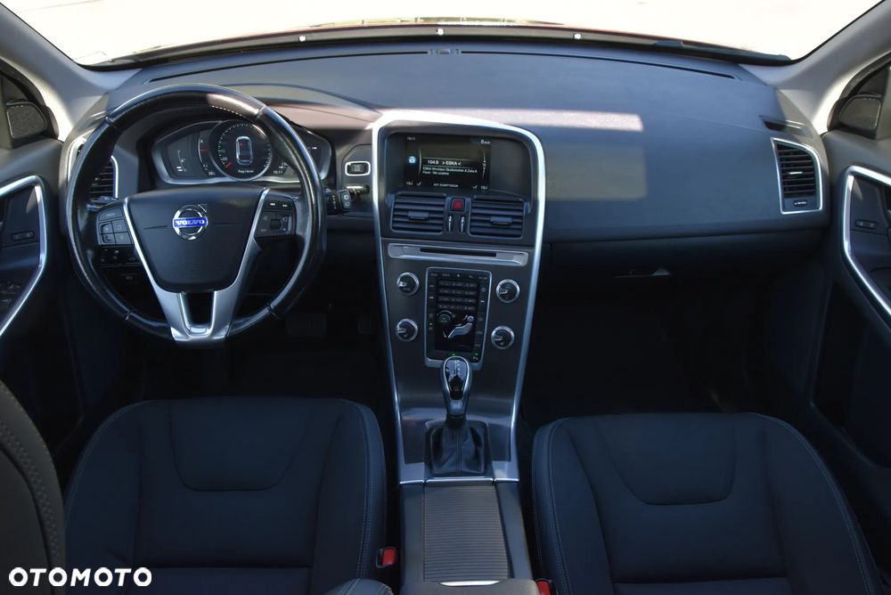 Volvo XC 60 D4 Geartronic Momentum - 22