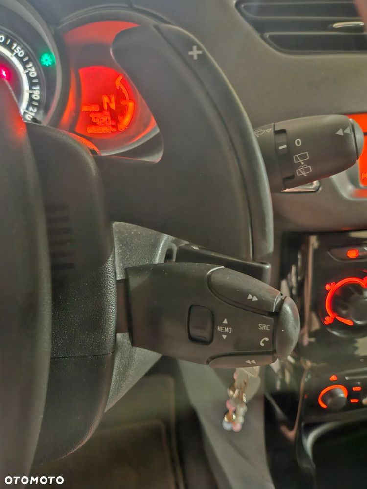Citroën C3 1.2 PureTech Exclusive ETG - 16