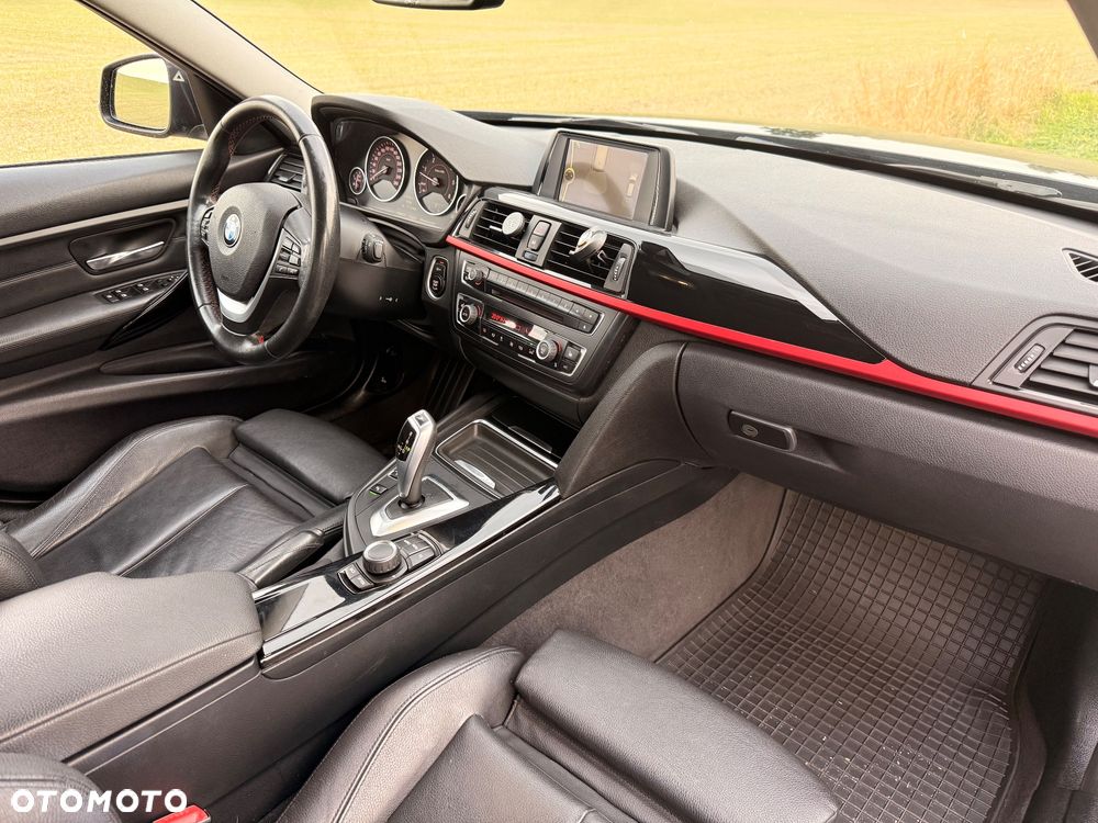 BMW Seria 3 330d xDrive Sport Line - 28
