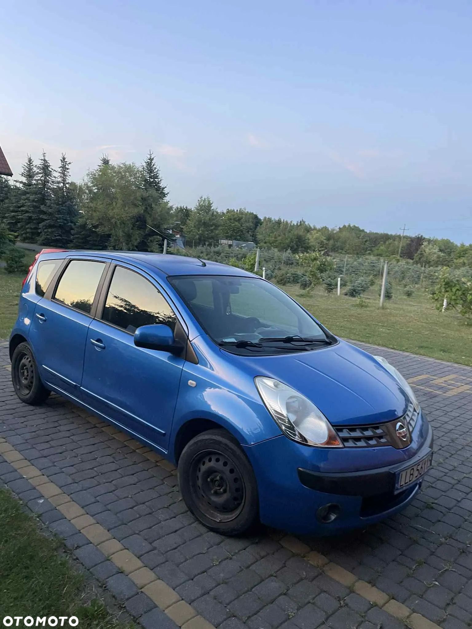 Nissan Note - 1