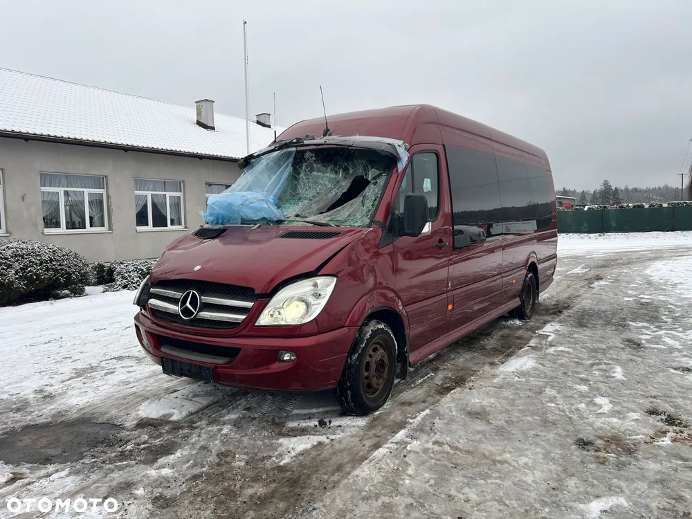 Mercedes-Benz Sprinter - 2