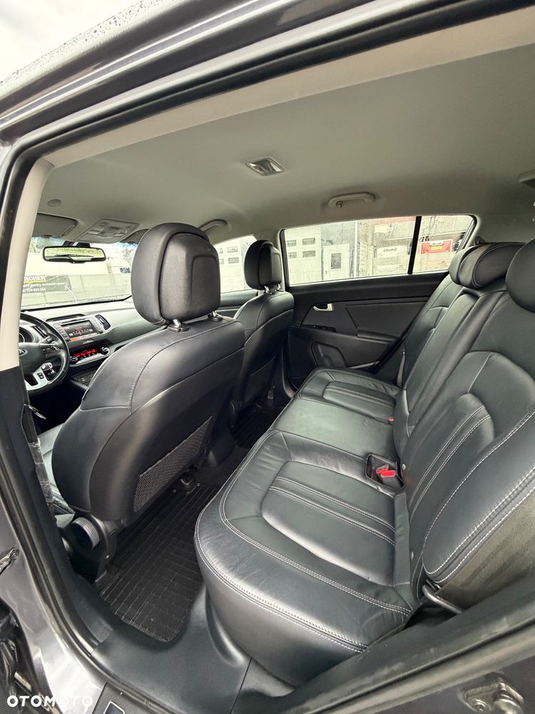 Kia Sportage 1.7 CRDI 2WD ISG Dream-Team Edition - 12