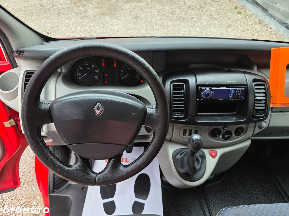 Renault Trafic - 11