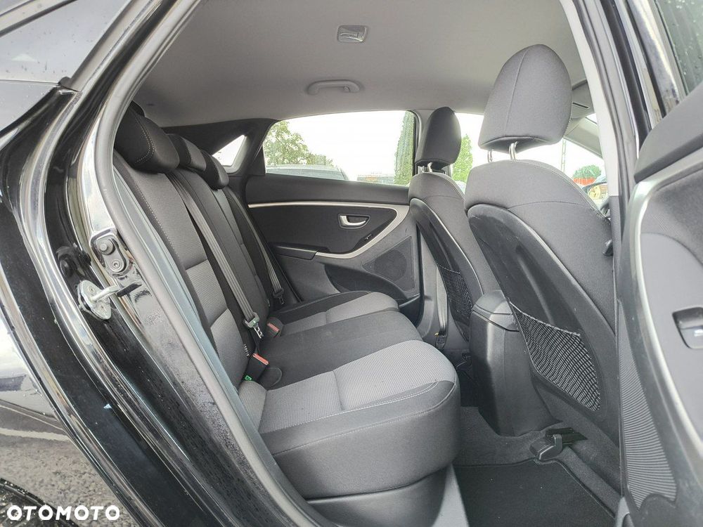 Hyundai i30 1.4 Premium - 13