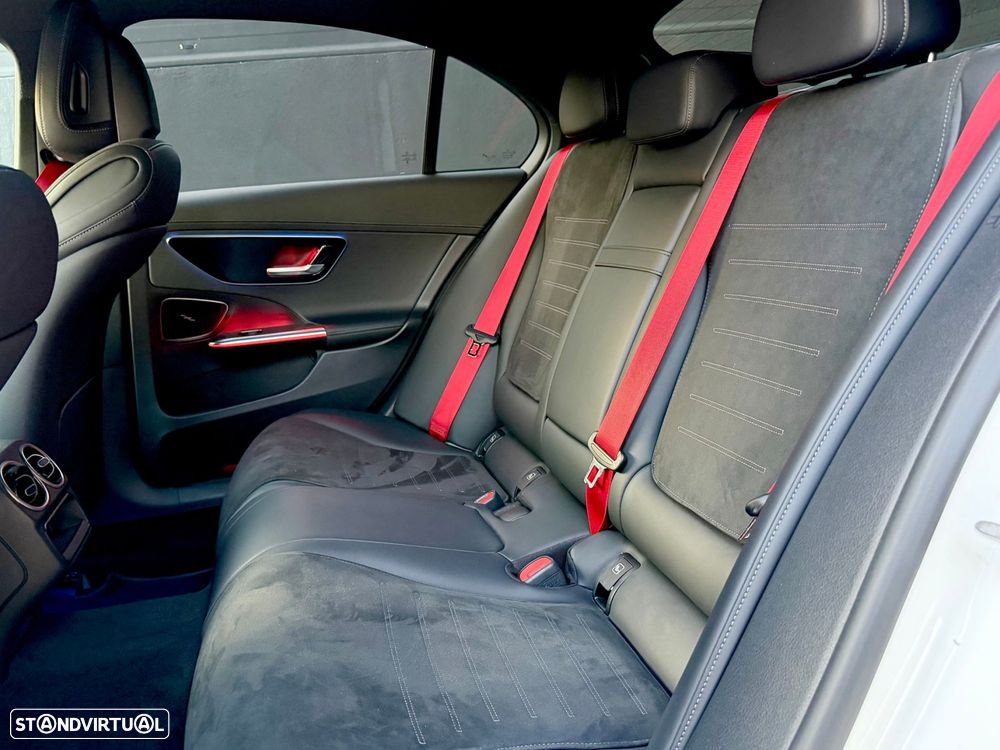 Mercedes-Benz C 300 e T 9G-TRONIC AMG Line - 15