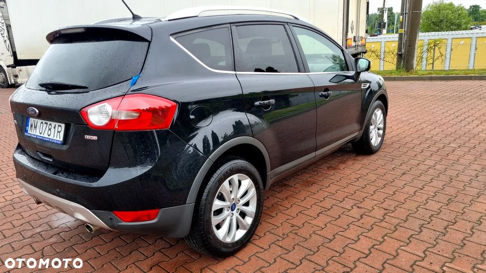 Ford Kuga 2.0 TDCi 4x4 Titanium - 4
