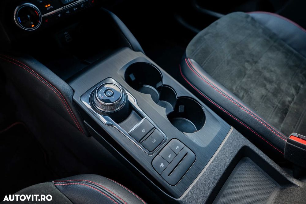 Ford Kuga 2.5 Duratec PHEV ST Line X - 16