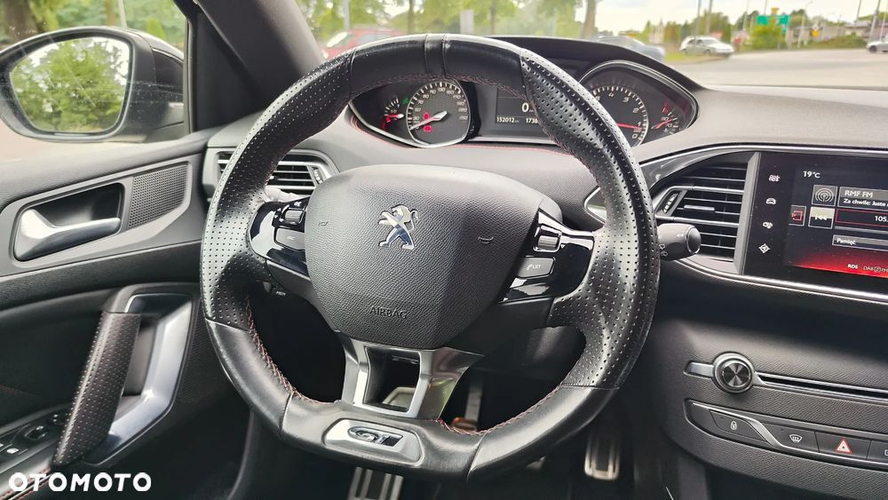 Peugeot 308 2016