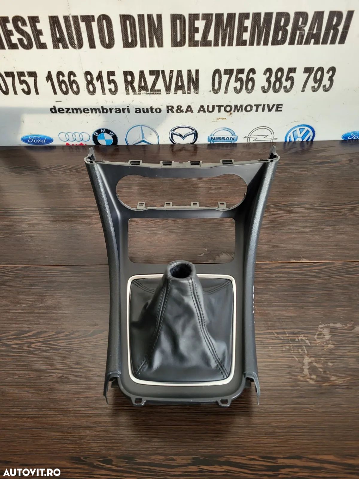 Ornament Piele Nuca Schimbator Mercedes A Class W176 - Dezmembrez Mercedes W176 2.2 Diesel Automat - 1