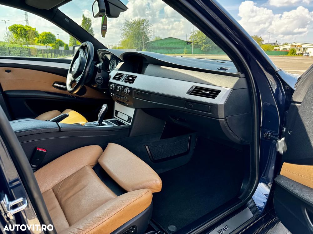 BMW Seria 5 535d Aut. - 12