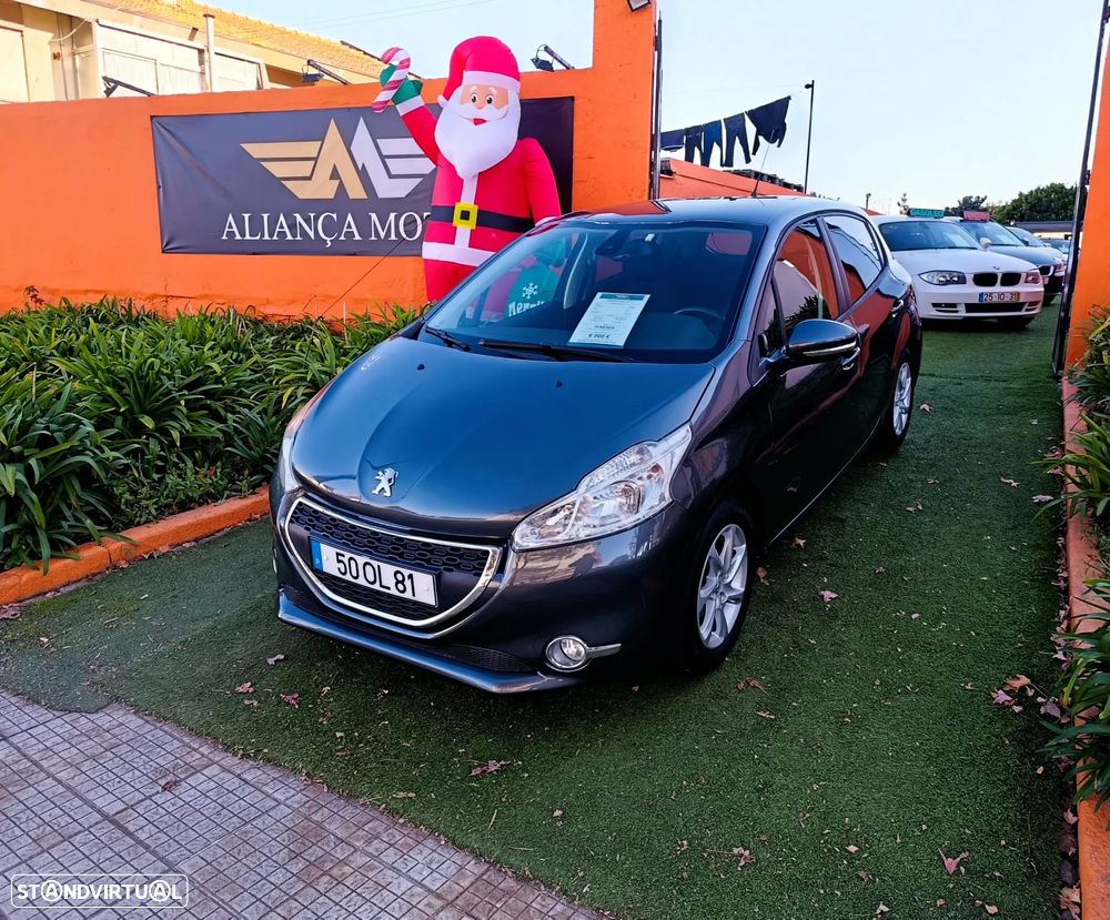 Peugeot 208 1.2 PureTech Allure - 1