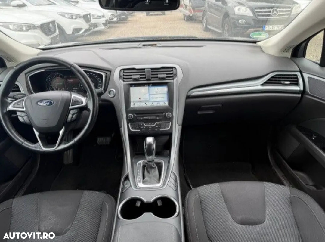 Ford Mondeo Turnier 2.0 TDCi Start-Stopp PowerShift-Aut Titanium - 4