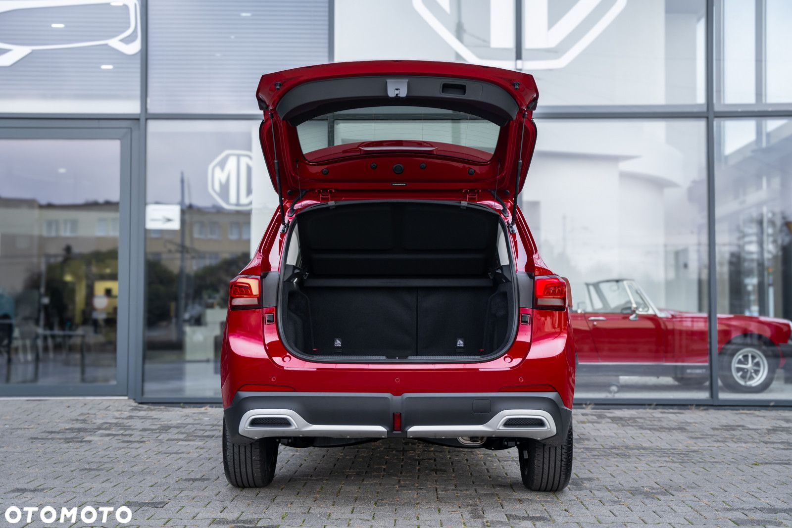 MG ZS - 13