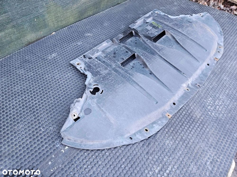 Osłona Pampers 8E0863823 Dolna Pod Silnik Wygłuszenie Silnika Audi A4 B6 B7 Sedan Kombi - 14
