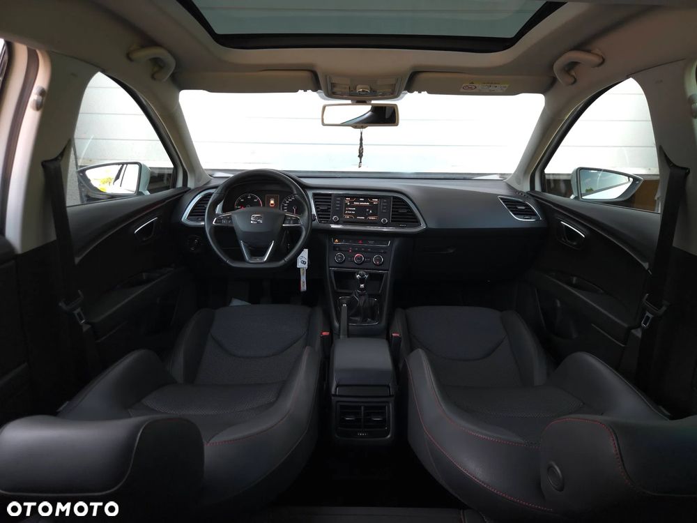 Seat Leon 2.0 TDI FR Black S&S - 31