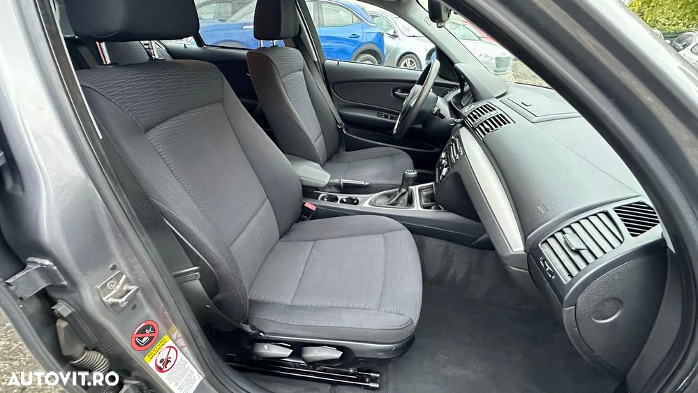 BMW Seria 1 116i - 17