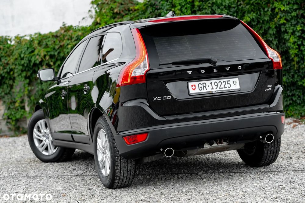 Volvo XC 60 3.2 AWD Kinetic - 9