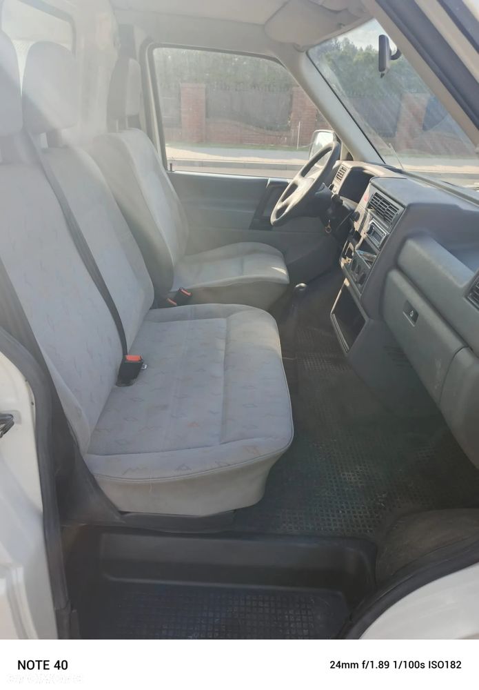 Volkswagen Transporter - 5