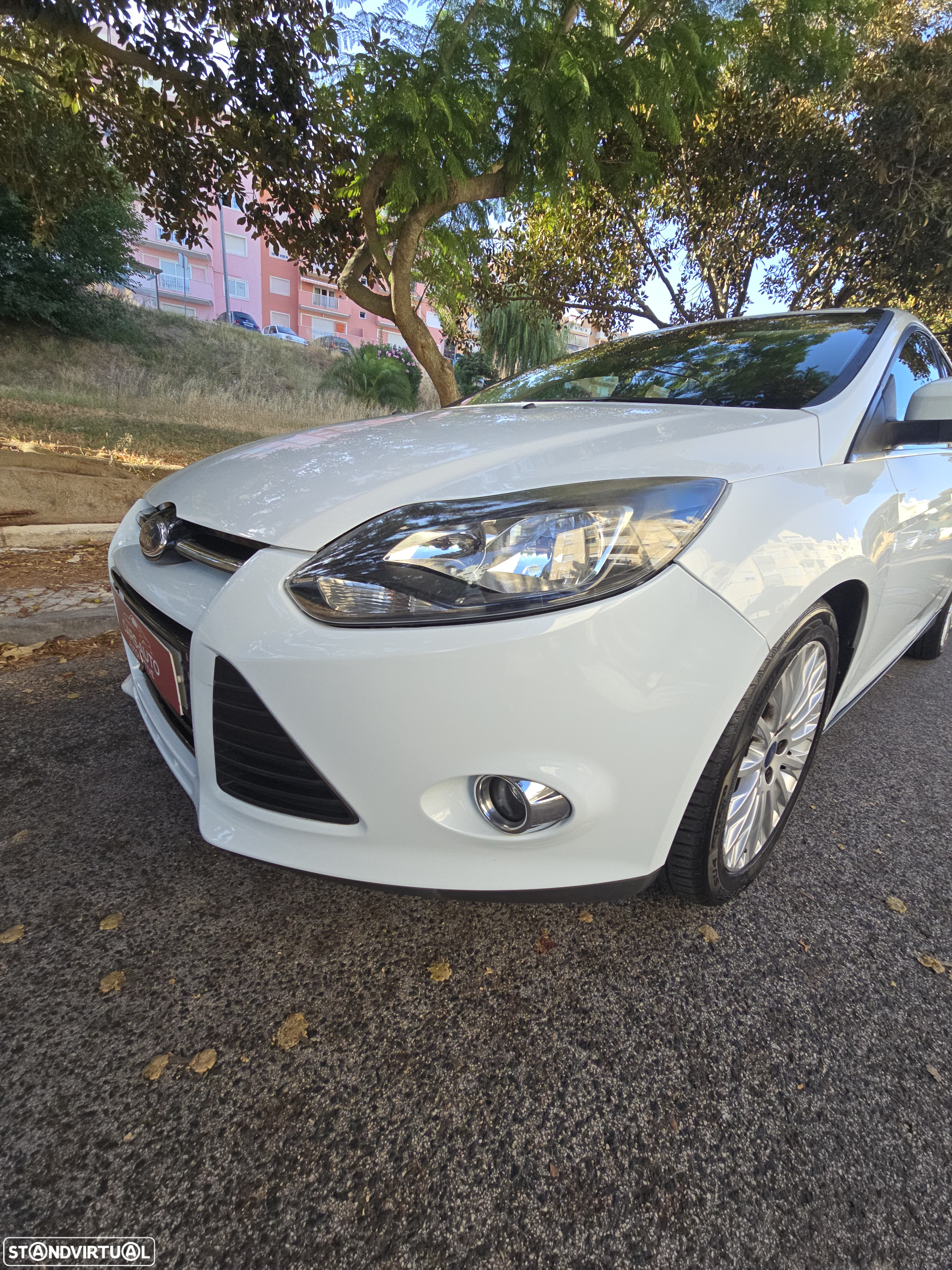 Ford Focus 2.0 TDCi Titanium PowerShift - 39