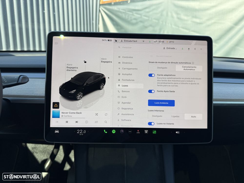 Tesla Model Y - 31