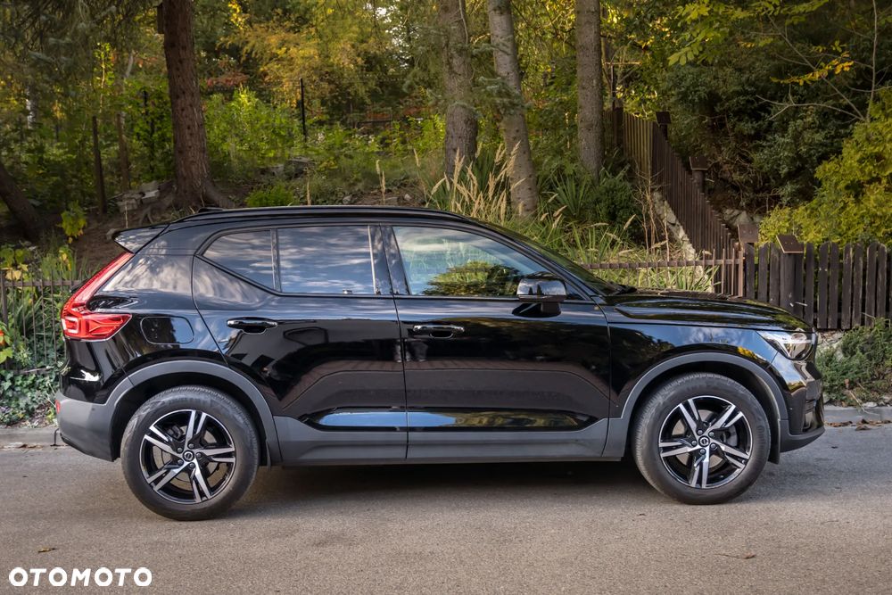 Volvo XC 40 B3 Plus Dark - 6