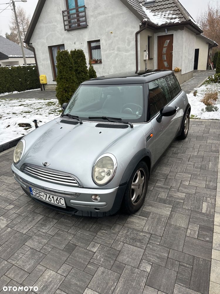 MINI Cooper Standard - 1