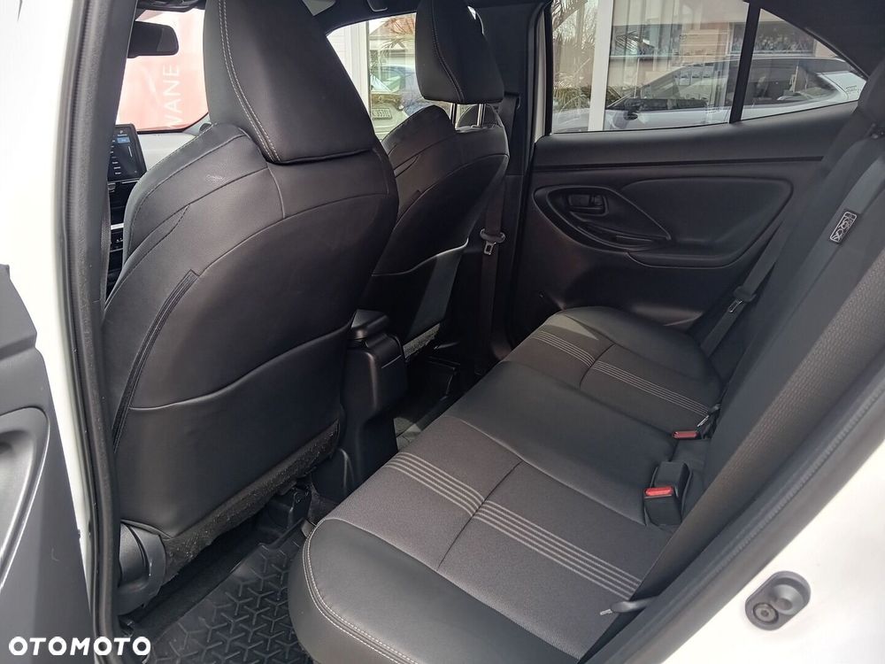 Toyota Yaris Cross Hybrid 1.5 Adventure - 10