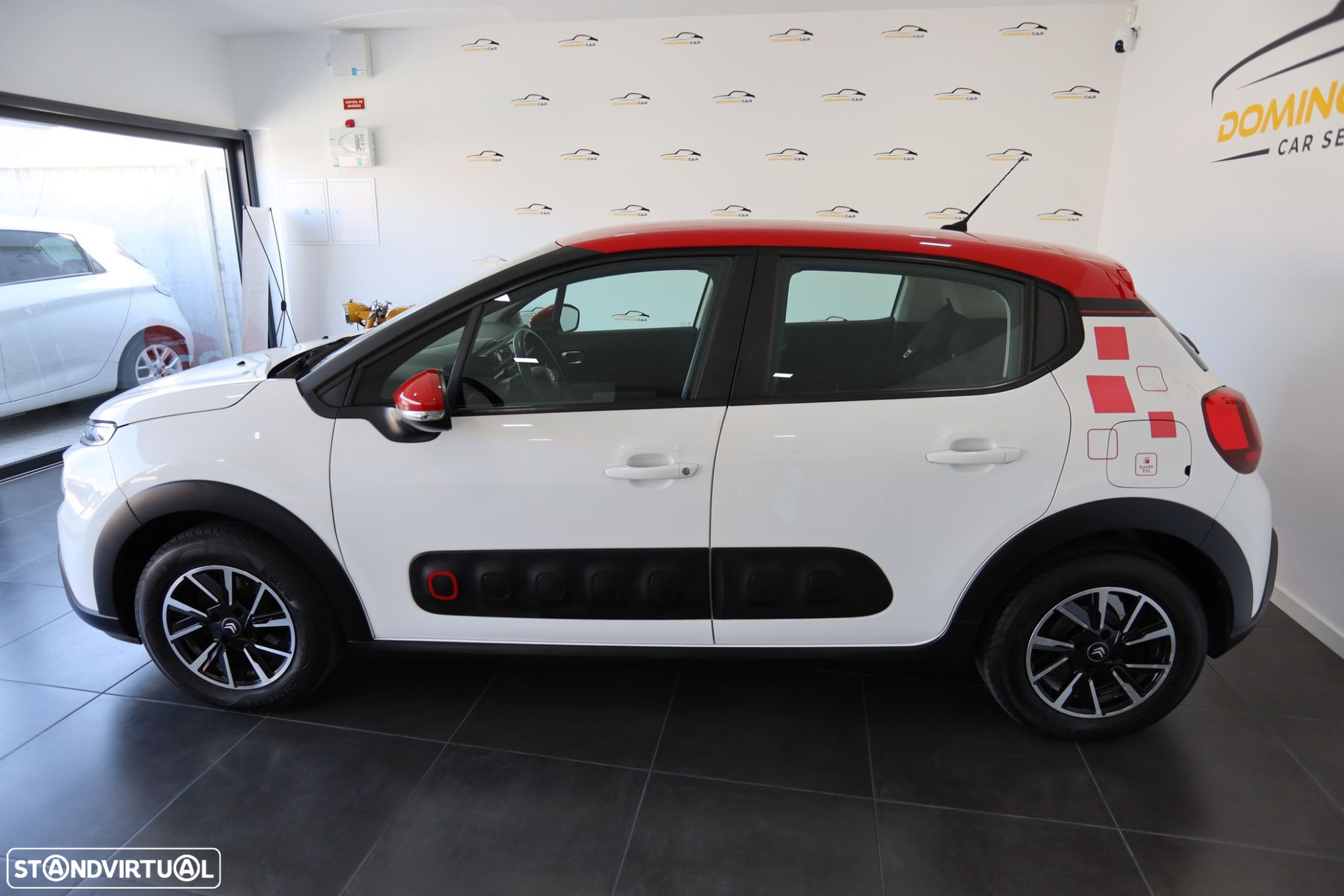 Citroën C3 1.2 PureTech Shine - 3