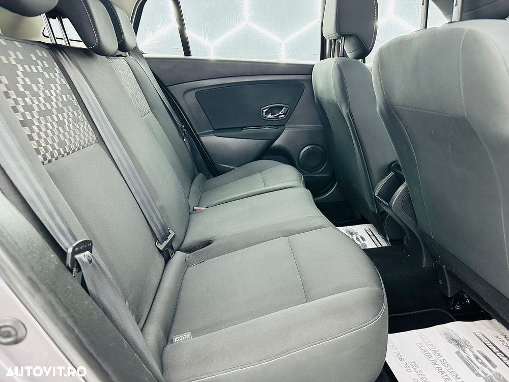 Renault Megane 1.5 dCi Dynamique - 7