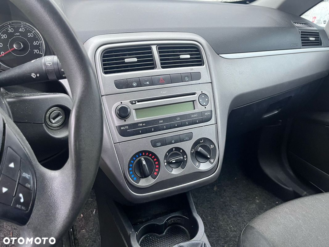 Fiat Punto 1.4 Easy Pakiet Easy Plus S&S - 13