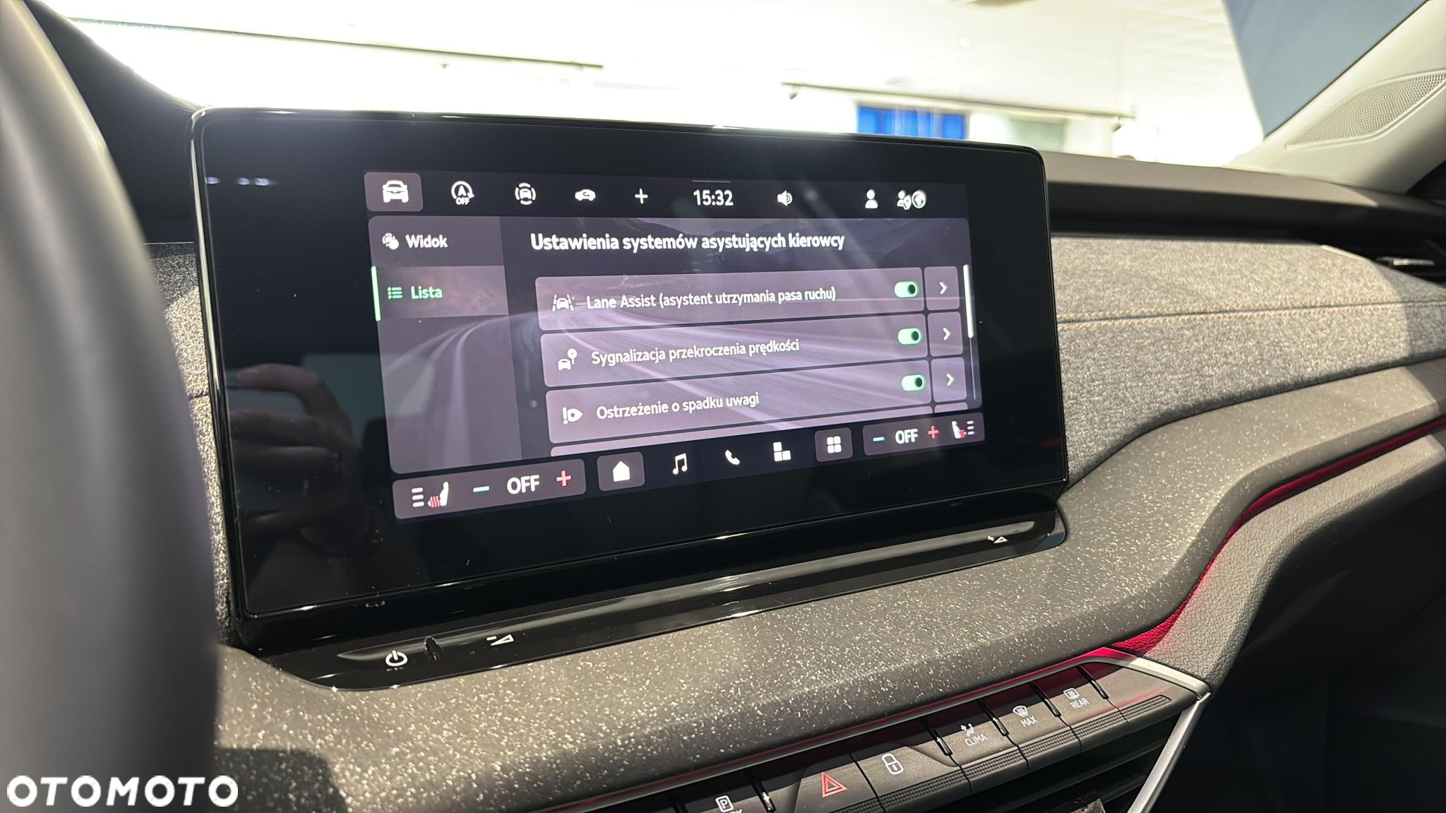 Skoda Octavia 2.0 TDI Selection DSG - 24